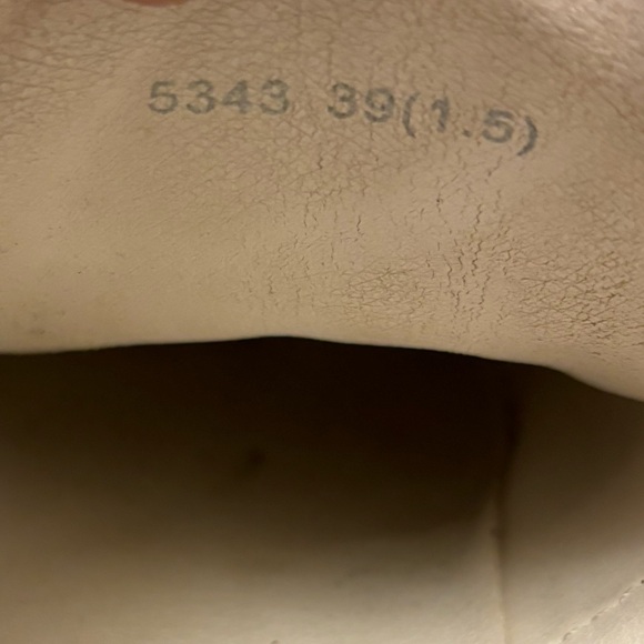 Gucci Women’s White Leather Rhinestone Platform Sneakers Size 39 US 9 - Picture 9 of 11